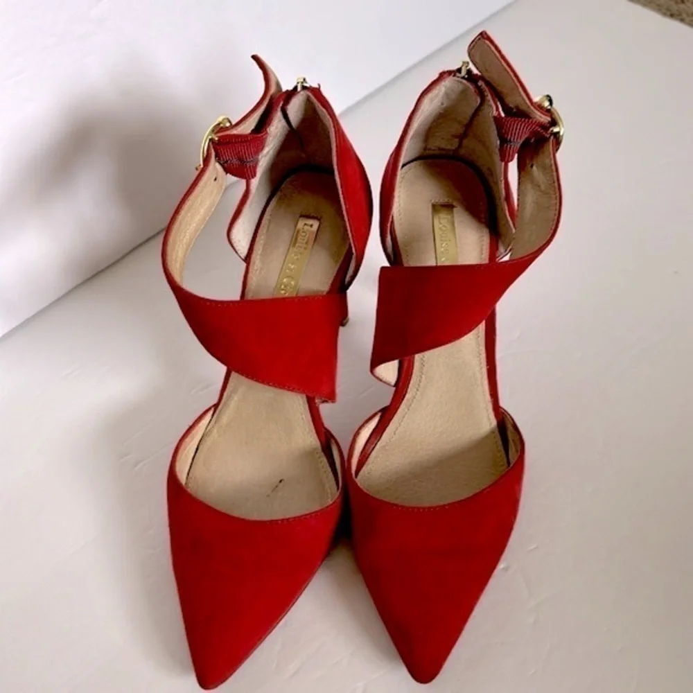 LOUISE ET CIE JENNOX HEEL Womens 5.5 or 36 Medium Red Suede